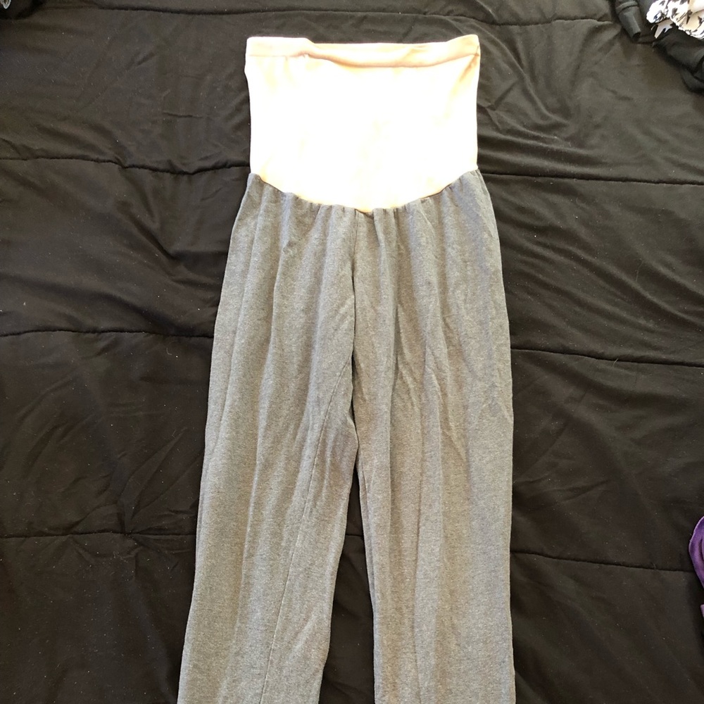 Maternity leggings